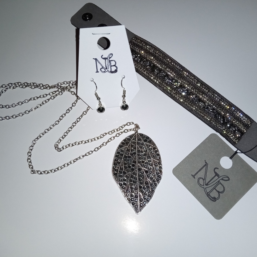 Gray About Fall Set (Gray/Silver)